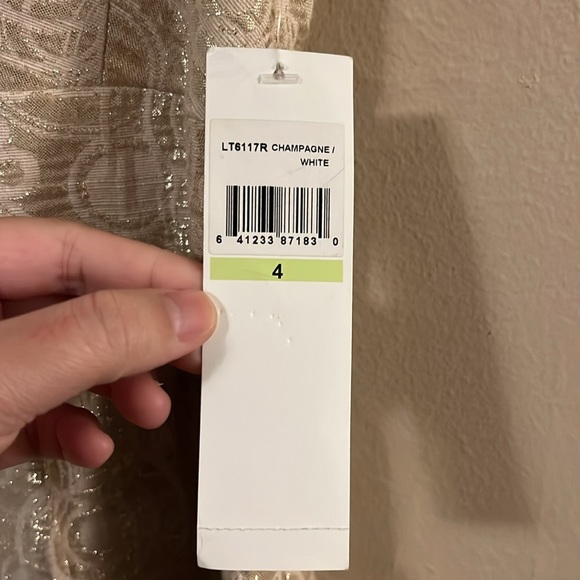 NWT London Times Champagne White Gold Metallic Shiny Circle Embossed Dress 4 - Picture 6 of 11